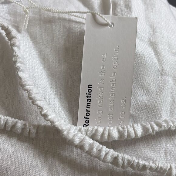 Reformation Amaya Strappy Open Back
100% Linen Top in White XL NWT - Picture 5 of 5